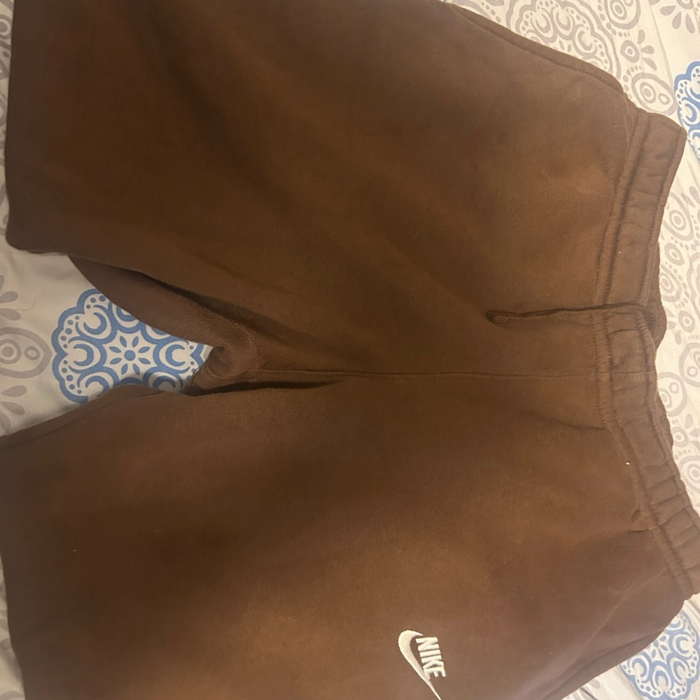 Nike Chocolate Joggers and green combo